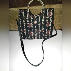 Sunny Hawaii (Black) Cultural Inspired Print Gold Bamboo Double Ring Handle Tote